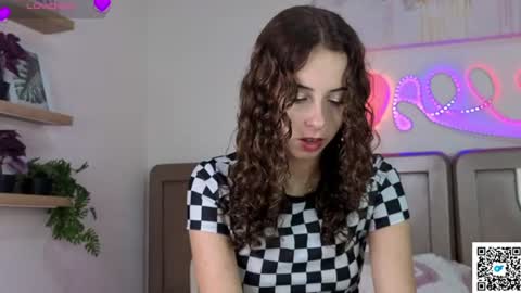 ella_desire online show from June 14, 2026, 3:58 pm
