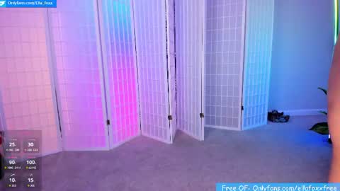 ella_foxx online show from July 28, 2026, 3:35 am