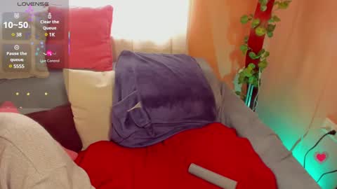 Snapshot of ella_harry chatting on February 27, 2025, 12:45 pm Ella and Harry online show from February 27, 2025, 12:45 pm