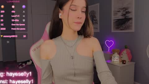 Snapshot of ella_hayes chatting on December 24, 2024, 11:55 pm Ella NEXT STREAM 1TH DECEMBER 1200 - 0800 AM AT MOSCOW TIME online show from December 24, 2024, 11:55 pm