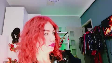 ella_kross online show from October 4, 2025, 5:16 am