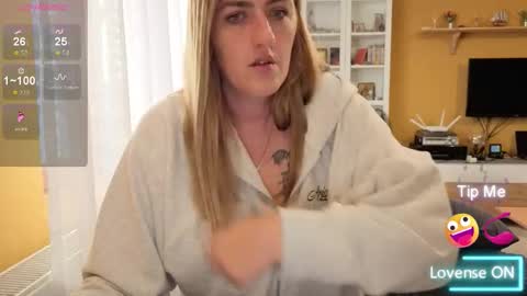 Snapshot of ella_max_live chatting on September 27, 2025, 6:51 am Ella  Max online show from September 27, 2025, 6:51 am