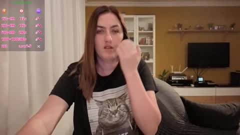 Snapshot of ella_max_live chatting on December 5, 2025, 7:06 am Ella Max online show from December 5, 2025, 7:06 am