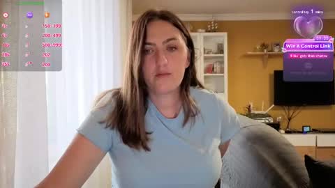 Ella  Max online show from April 21, 2026, 6:20 am