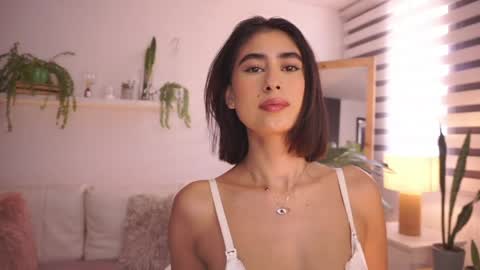 ELLA OWEN online show from April 1, 2026, 2:25 pm