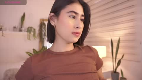 ELLA OWEN online show from April 14, 2026, 6:14 pm