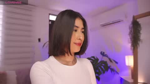 ELLA OWEN online show from May 11, 2026, 7:11 pm