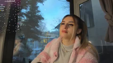 ella_vee online show from January 9, 2026, 5:54 am