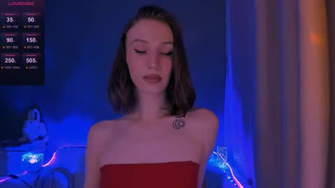 ellaamber online show from March 1, 2026, 1:29 am