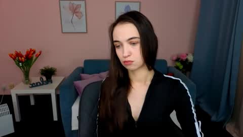 Snapshot of ellaasteele chatting on October 19, 2025, 8:53 pm ellaasteele online show from October 19, 2025, 8:53 pm