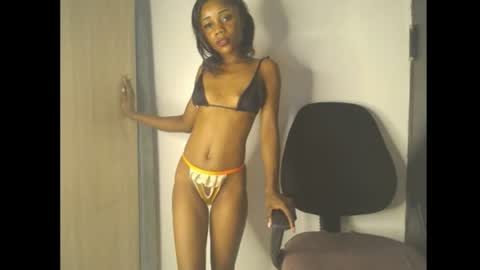Snapshot of ellababy8 chatting on July 5, 2026, 5:25 am ella online show from July 5, 2026, 5:25 am