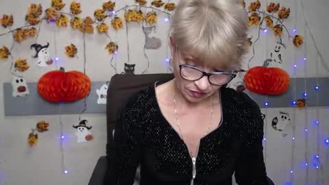 EllaBonito online show from November 1, 2025, 6:26 am