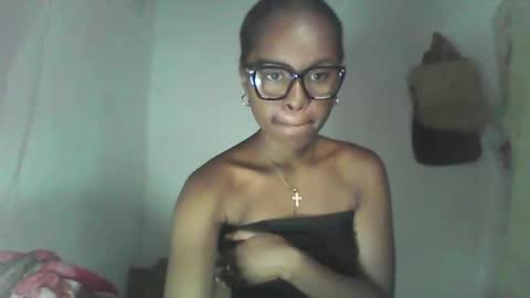 ellah245 online show from February 15, 2026, 9:00 pm