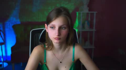 Ella online show from March 1, 2025, 1:18 pm