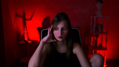 Ella online show from March 12, 2025, 1:51 pm