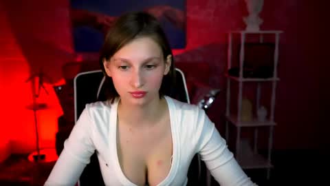 Snapshot of ellahorton chatting on May 27, 2026, 12:13 pm Ella online show from May 27, 2026, 12:13 pm