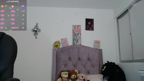 Ella Amoneth online show from July 3, 2026, 4:08 am
