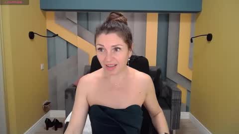 EllaLongs online show from December 26, 2024, 3:31 pm