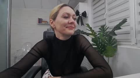            online show from October 19, 2025, 4:40 pm