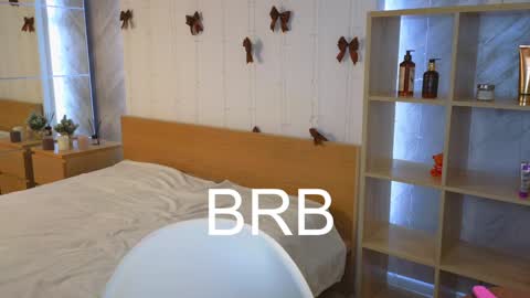 Snapshot of ellamilla chatting on December 29, 2024, 11:50 am ellamilla online show from December 29, 2024, 11:50 am