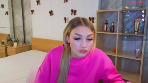 Snapshot of ellamilla chatting on December 30, 2024, 8:43 am ellamilla online show from December 30, 2024, 8:43 am