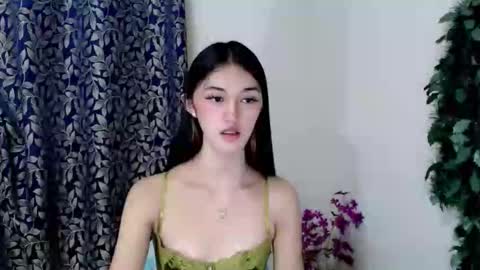 Snapshot of ellamiller69 chatting on September 14, 2025, 9:03 pm ELLA online show from September 14, 2025, 9:03 pm