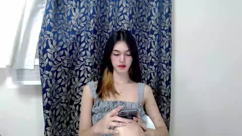 Snapshot of ellamiller69 chatting on September 18, 2025, 9:39 pm ELLA online show from September 18, 2025, 9:39 pm