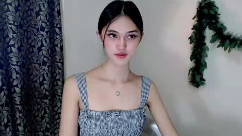 Snapshot of ellamiller69 chatting on October 4, 2025, 9:46 pm ELLA online show from October 4, 2025, 9:46 pm