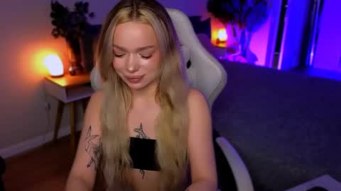 Ella online show from April 6, 2026, 5:52 am