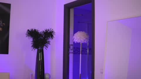 EllenKarter online show from January 16, 2026, 4:38 am