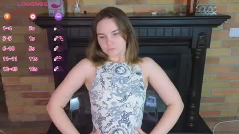 Snapshot of ellie_babyy chatting on July 9, 2026, 8:40 am Ellie online show from July 9, 2026, 8:40 am