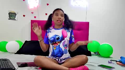 ellie_cute7 online show from April 3, 2026, 12:25 pm