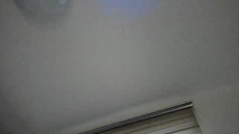 elliedi online show from September 12, 2025, 4:51 pm