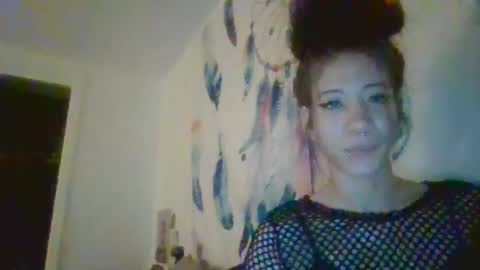 Ellie Hazii online show from February 28, 2026, 5:08 am