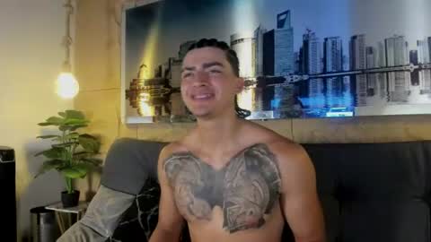 Snapshot of elliot_colton chatting on July 19, 2026, 8:12 pm Elloit Colton online show from July 19, 2026, 8:12 pm