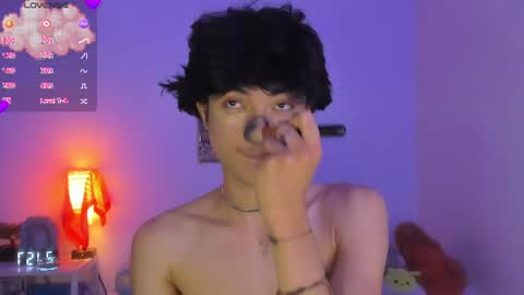 elliotvolkov online show from June 22, 2026, 3:58 am