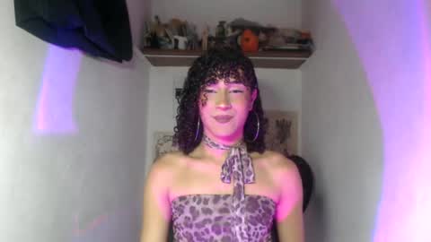 Snapshot of ellis_flowers chatting on July 6, 2026, 12:29 am . online show from July 6, 2026, 12:29 am
