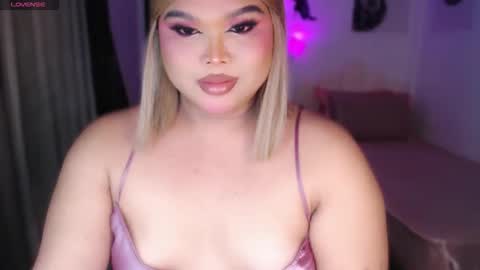 Ellise online show from June 5, 2026, 11:54 pm