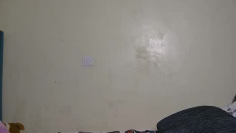 elllanna online show from May 14, 2026, 3:52 pm