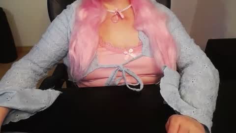 Elly online show from April 3, 2026, 6:39 pm