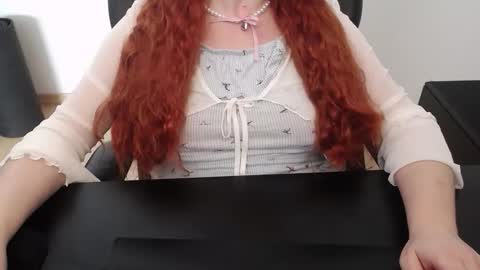 Elly online show from April 15, 2026, 11:06 am