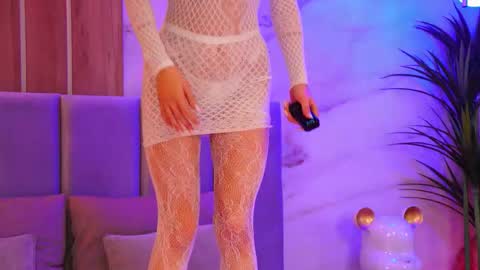 Snapshot of ellylynn chatting on January 8, 2026, 8:44 pm Elly online show from January 8, 2026, 8:44 pm