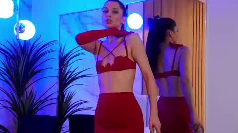 Snapshot of ellylynn chatting on March 13, 2026, 7:31 pm Elly online show from March 13, 2026, 7:31 pm