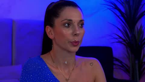 Snapshot of ellylynn chatting on April 3, 2026, 6:06 pm Elly online show from April 3, 2026, 6:06 pm