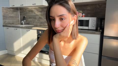 Im online Fri Sun Mon Tue Thu Fri Sat3 from 1000 online show from March 12, 2025, 6:40 am