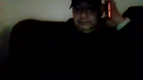 elmario24 online show from December 17, 2025, 7:03 am