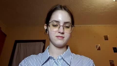 Kate online show from April 6, 2026, 2:40 pm