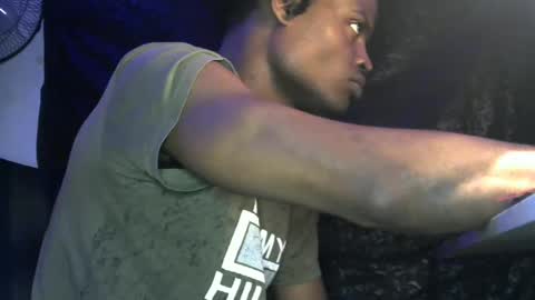 Snapshot of elniga21 chatting on January 1, 2025, 3:03 pm EL NIIGGGAA 21 EL NIGGA 21 online show from January 1, 2025, 3:03 pm