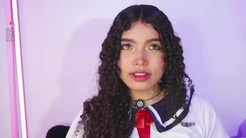 eloise_sweet online show from April 6, 2026, 3:37 am