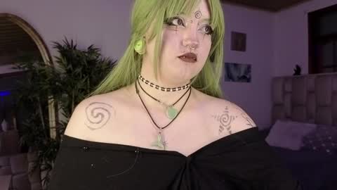 Snapshot of eloisee_ chatting on March 30, 2026, 9:16 pm Eloise . online show from March 30, 2026, 9:16 pm